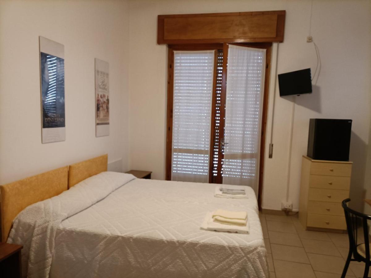 Albergo Roma Gattico Exterior foto