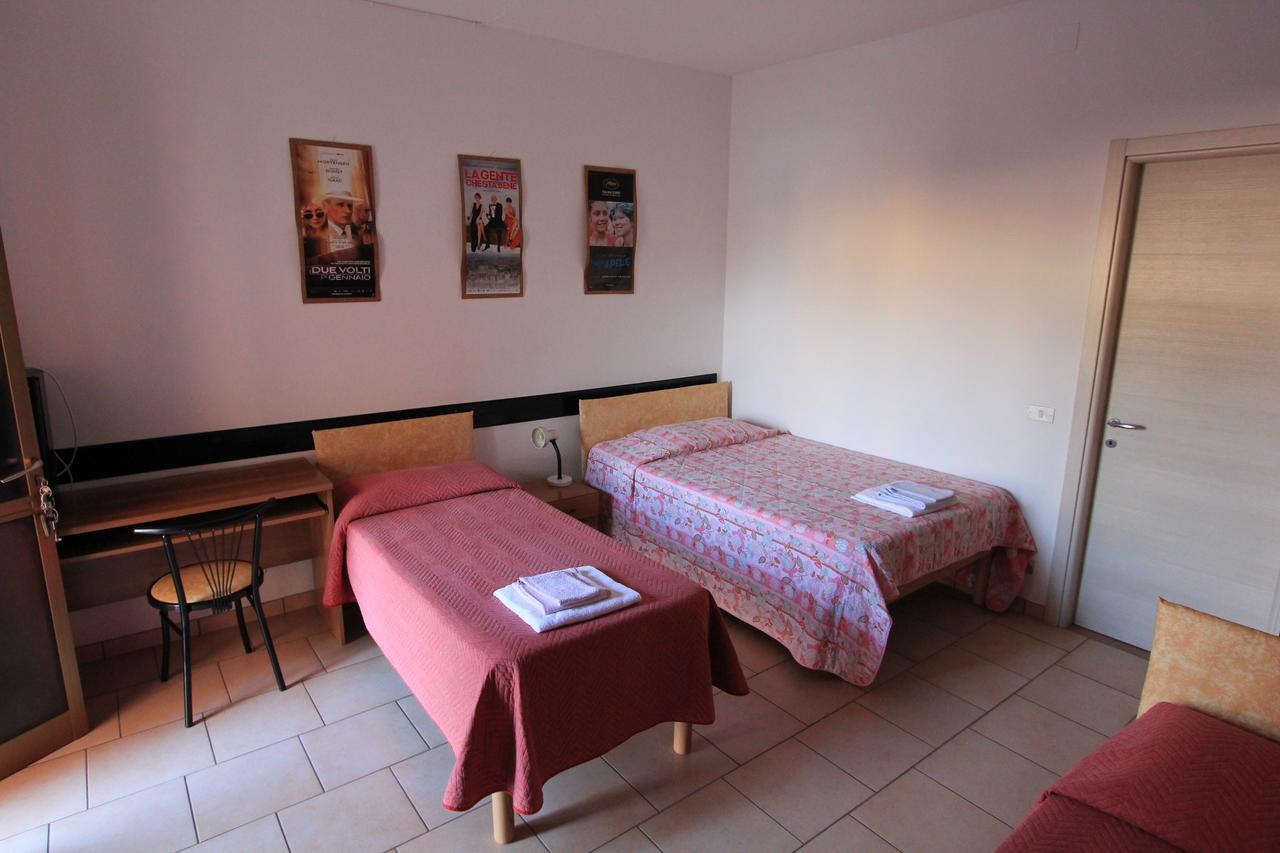 Albergo Roma Gattico Exterior foto
