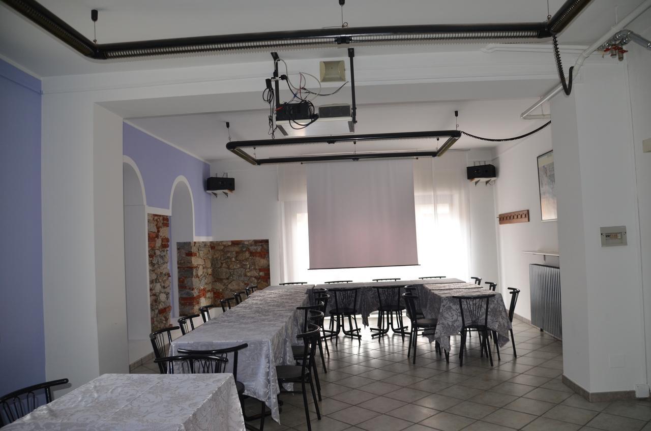 Albergo Roma Gattico Exterior foto