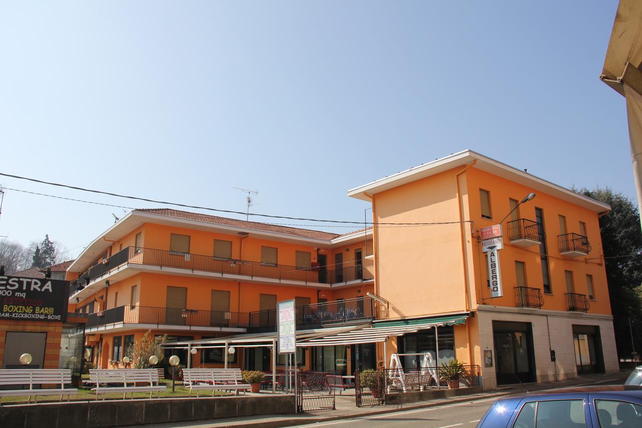 Albergo Roma Gattico Exterior foto